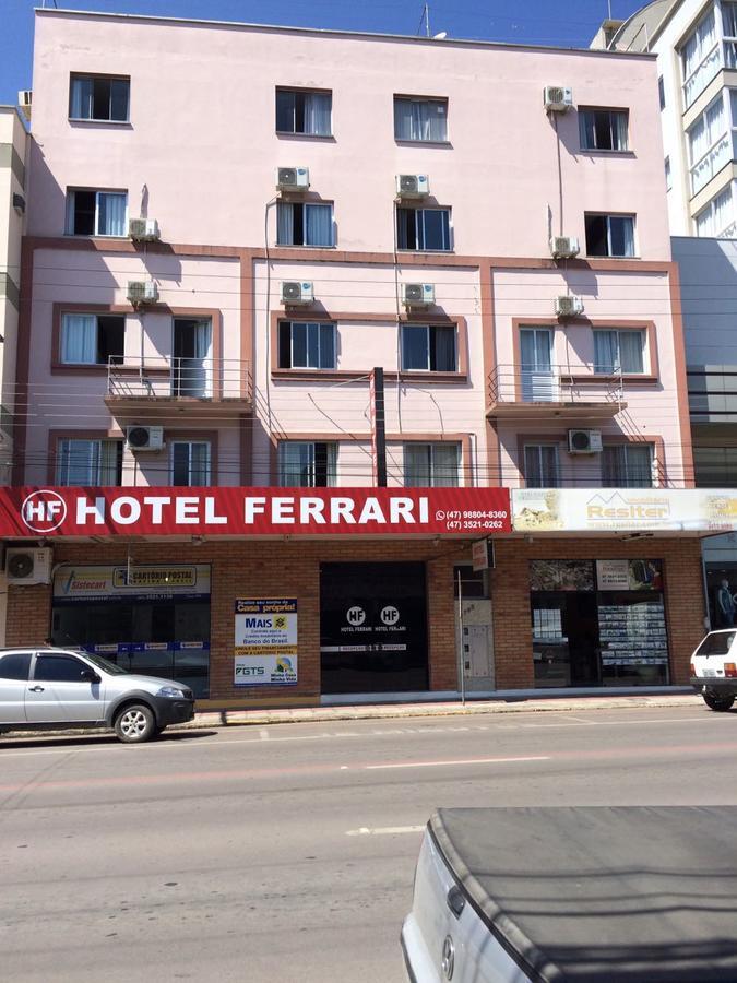 Hotel Ferrari Rio do Sul Exterior photo